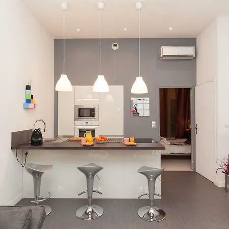 Apartment Marylin 2 Pieces 3 Etoiles, Plein Coeur De Cannes, 5mn Palais Et Plages Cannes