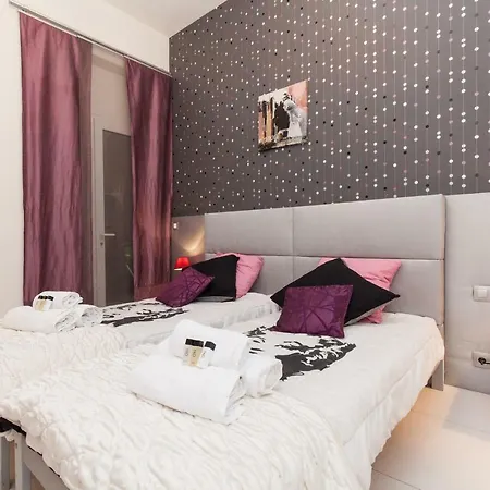 Apartment Marylin 2 Pieces 3 Etoiles, Plein Coeur De Cannes, 5mn Palais Et Plages *