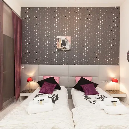 Apartment Marylin 2 Pieces 3 Etoiles, Plein Coeur De Cannes, 5mn Palais Et Plages Cannes