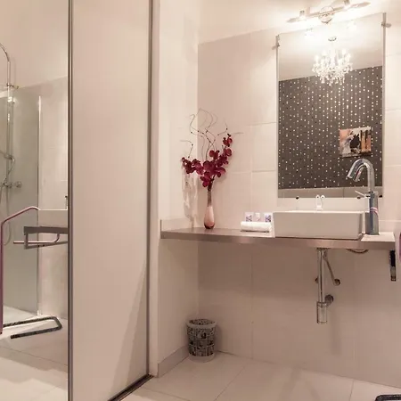 Marylin 2 Pieces 3 Etoiles, Plein Coeur De Cannes, 5mn Palais Et Plages Apartment